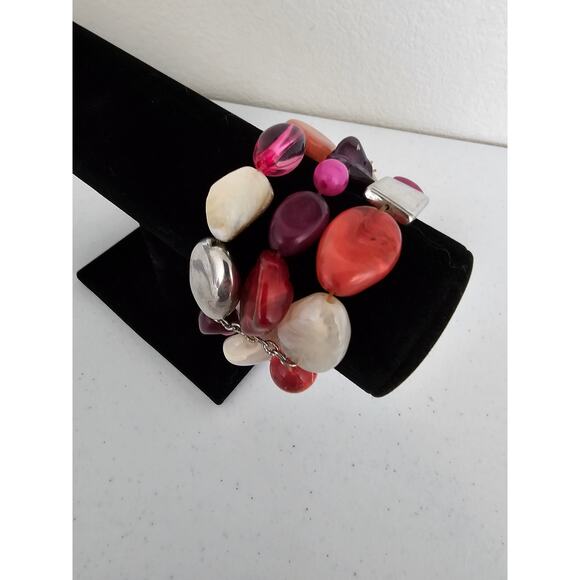 Vintage 1990s Multi Strand Beaded Bracelet Stones Shades of Red and Pink - Picture 2 of 3